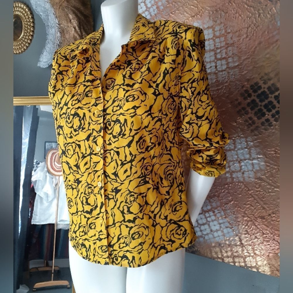 Vintage Abstract Print Button Down Shirt - Picture 3 of 11
